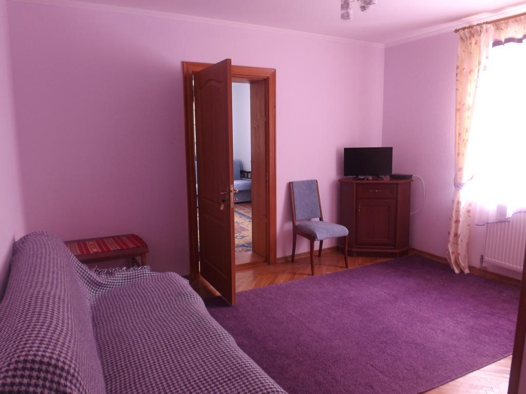 Appartement Rosinka à Yaremtche Extérieur photo