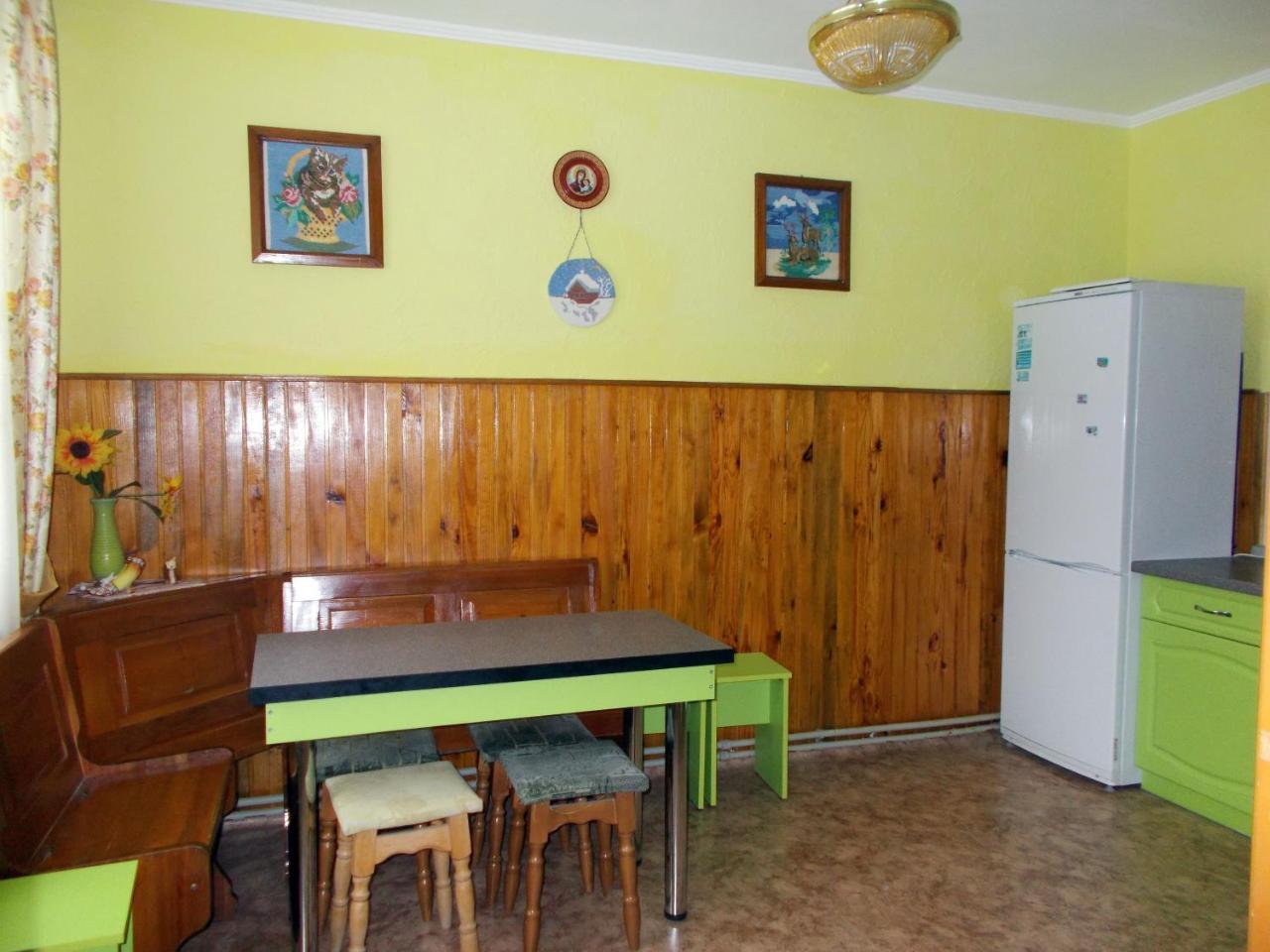 Appartement Rosinka à Yaremtche Extérieur photo