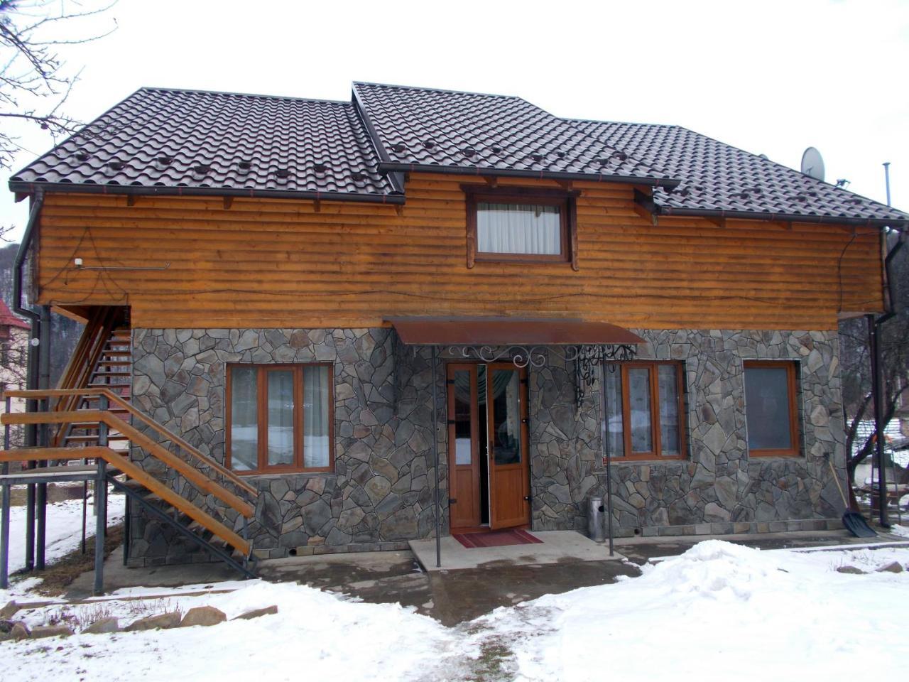 Appartement Rosinka à Yaremtche Extérieur photo