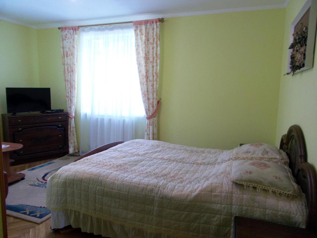 Appartement Rosinka à Yaremtche Extérieur photo