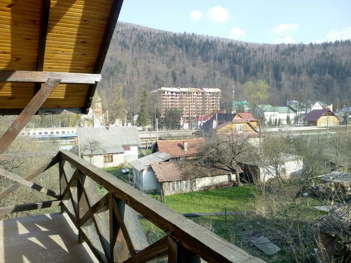 Appartement Rosinka à Yaremtche Extérieur photo