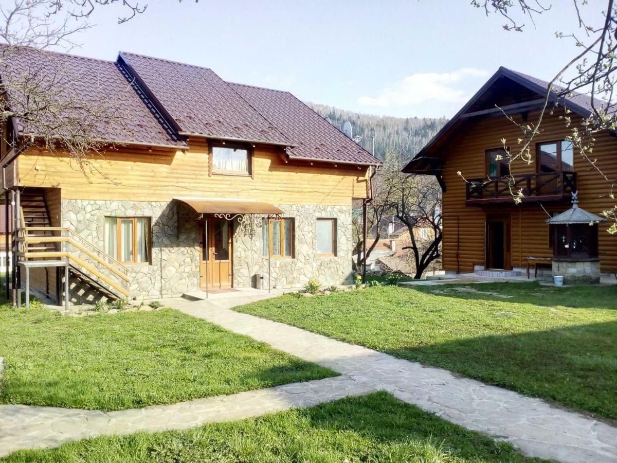 Appartement Rosinka à Yaremtche Extérieur photo