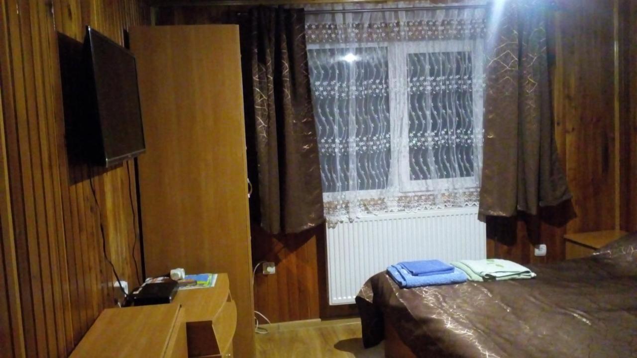 Appartement Rosinka à Yaremtche Extérieur photo